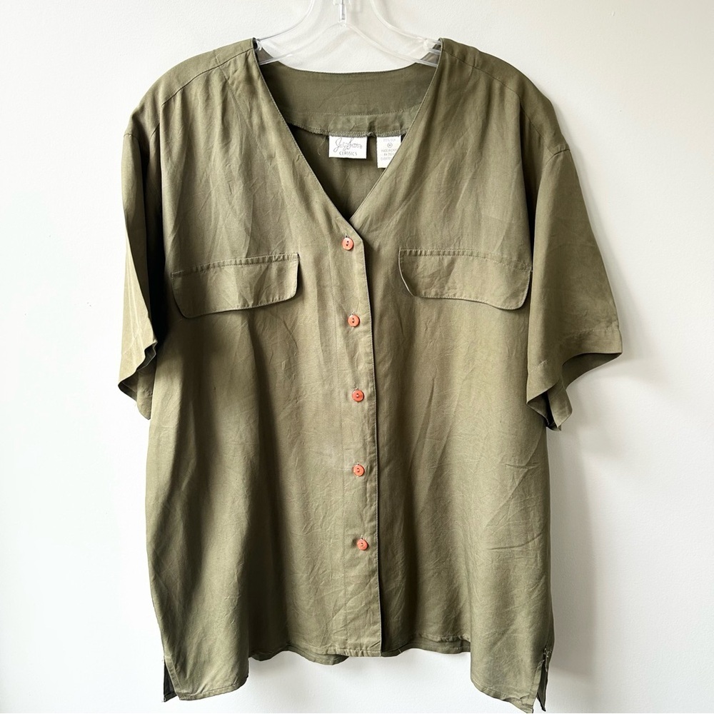Jaclyn Smith 100% silk olive green vintage button down blouse